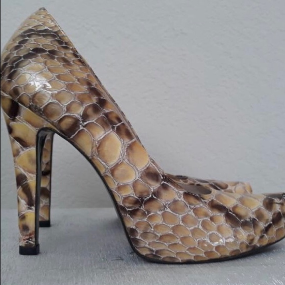 GIANNI BINI Snake Print High Heel Shoes Sz 8 1/2